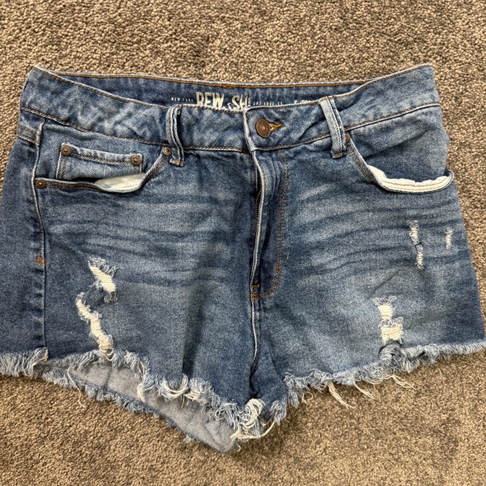 Rewash Brand Super High Rise Distressed Denim Shorts Medium Wash Size 11 F30